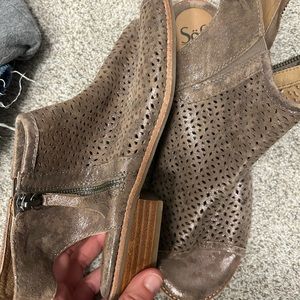 Fall open toe Sofft size 11 bootie. Worn 1x. THESE MUST GO. Redoing closet